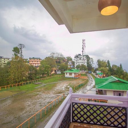 The Pelling Resort Eksteriør bilde